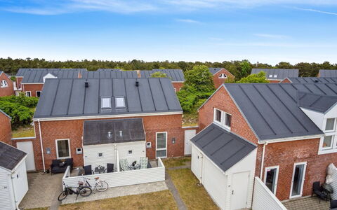 Withulf - 2.3Km from the Sea: Furniture, Interior Design, Chair, Flooring, Table, Resort, Floor, Ceiling, Room, Eco Hotel