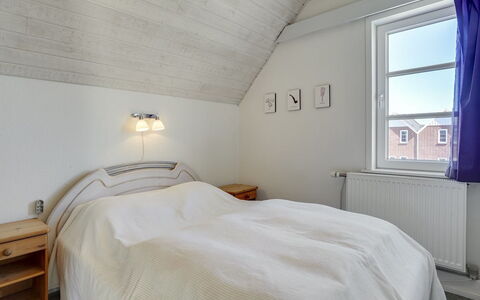 Otto - 2.3Km from the Sea: Bedroom, Wood, Ceiling, Floor, Bed, Flooring, Bed Sheet, Bedding, Interior Design, Bed Frame