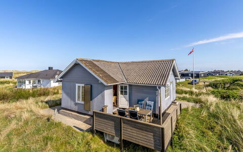Gertraud - 500M from the Sea: Apartment, Shade, Balcony, Chair, Fence, Outdoor Furniture, Aluminium, Artificial Turf