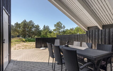 Thera - 2.8Km from the Sea: Wood, Architecture, Home, Composite Material, Shade, Hardwood, Porch, Plank, Deck, Siding