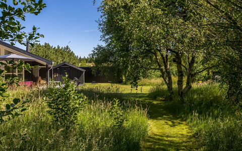 Laerke - 1.8Km from the Sea: Cottage, Shed, Hut, Farmhouse, Prairie, Shack, Barn, Log Cabin, Garden Buildings