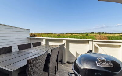 Maarit - 2.3Km from the Sea