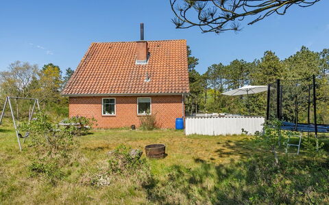 Ridir - 3.5Km from the Sea: Roof, Cottage, Home, Shade, Siding, Farmhouse, Porch, Outdoor Structure, Garden Buildings