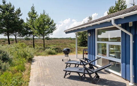 Dorti - 3Km from the Sea: Shrub, Urban Design, Groundcover, Brick, Apartment, Estate, Brickwork, Balcony, Landscaping