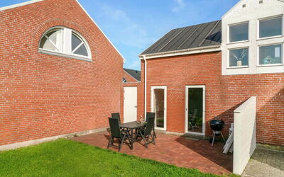 Palni - 2.3Km from the Sea