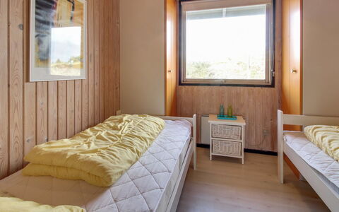 Elsa - 700M from the Sea: Wall, Bedroom, Wood, Floor, Bed, Interior Design, Flooring, Bed Sheet, Bedding, Ceiling