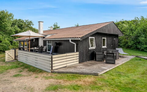 Solborg - 400M from the Sea: Wood, Roof, House, Home, Porch, Architecture, Cottage, Hardwood, Siding, Shade