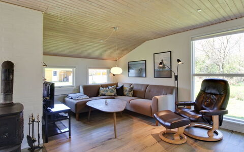 Solborg - 400M from the Sea: Cottage, Garden, Siding, Garden Buildings, Shade, Yard, Backyard, Lawn, Farmhouse, Landscaping
