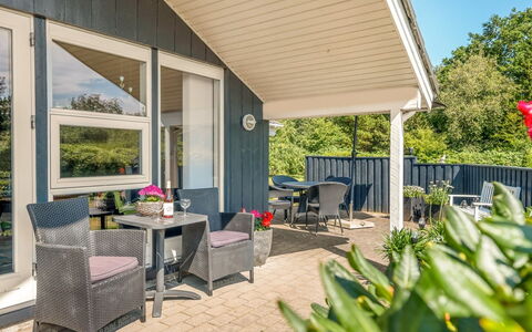 Maureen - 10.5Km from the Sea: Home, Cottage, Estate, Siding, Porch, Shade, Chair, Hardwood, Yard, Landscaping