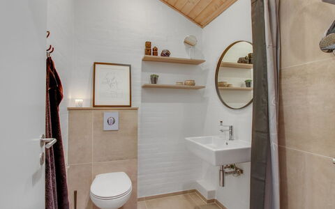 Jensen - 700M to the Fjord: Flooring, Wall, Interior Design, Floor, Wood, Plumbing Fixture, Bathroom, Ceiling, Home, Lighting
