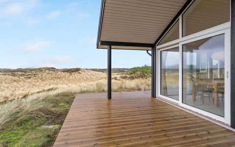 Marjorie - 400M from the Sea: House, Roof, Home, Cottage, Estate, Farmhouse, Villa, Porch, Siding