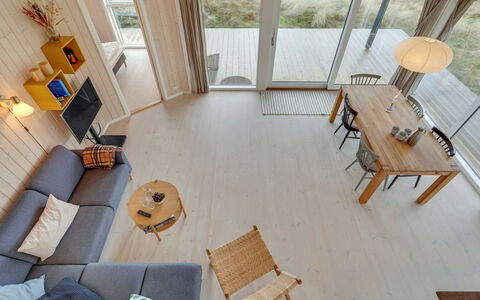 Marjorie - 400M from the Sea: Flooring, Wood, Furniture, Floor, Interior Design, Wood Flooring, Ceiling, Kitchen & Dining Room Table, Chair, Living Room