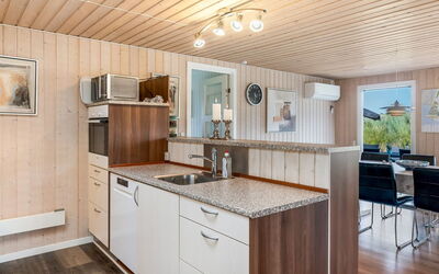 Ottar - 400M from the Sea