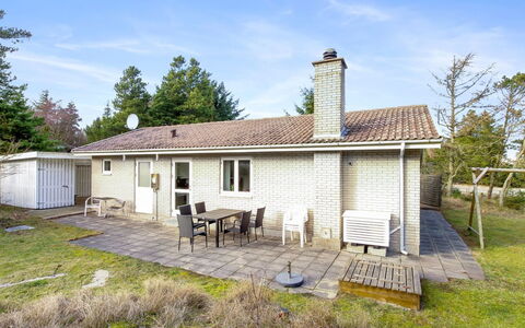 Laurin - 600M from the Sea: Building, Grass, House, Roof, Home, Residential Area, Shrub, Cottage, Architecture, Land Lot