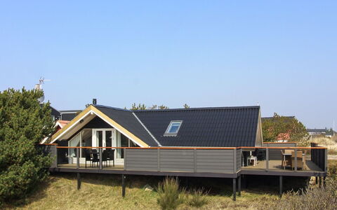 Josie - 200M from the Sea: Grass, House, Roof, Home, Cottage, Shrub, Land Lot, Rural Area, Farmhouse, Groundcover