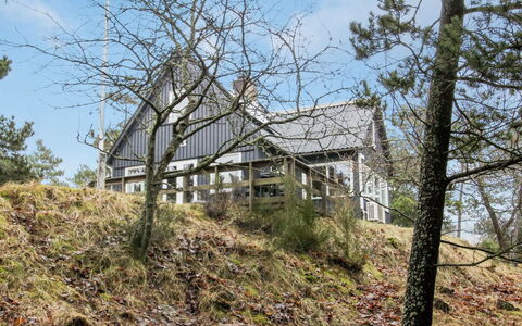 Kanutte - 400M from the Sea: House, Roof, Home, Cottage, Estate, Farmhouse, Villa, Porch, Siding