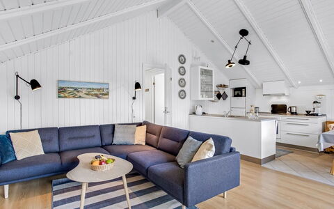Egbert - 900M from the Sea: House, Roof, Home, Cottage, Shed, Garden Buildings, Siding, Yard, Log Cabin, Hut
