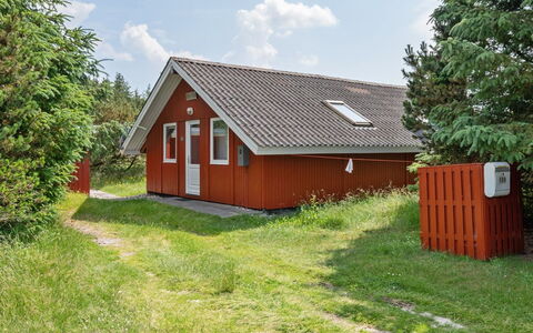 Egbert - 900M from the Sea: House, Roof, Home, Cottage, Shed, Garden Buildings, Siding, Yard, Log Cabin, Hut