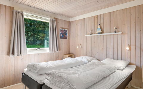 Yardila - 1.5Km from the Sea: Bed, Bedroom, Bed Sheet, Wood, Bedding, Interior Design, Furniture, Ceiling, Floor, Bed Frame