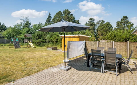 Yardila - 1.5Km from the Sea: Shade, Land Lot, Outdoor Furniture, Furniture, Garden, Chair, Landscaping, Backyard, Umbrella, Deck