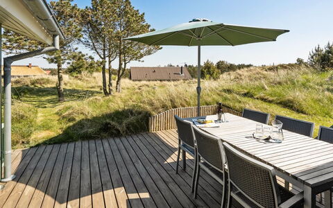 Edna - 800M from the Sea: Cottage, Shed, Hut, Farmhouse, Prairie, Shack, Barn, Log Cabin, Garden Buildings