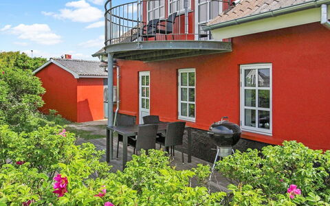 Karla - 100M from the Sea: Cottage, Shed, Hut, Farmhouse, Prairie, Shack, Barn, Log Cabin, Garden Buildings