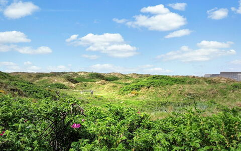 Karla - 100M from the Sea: Cottage, Shed, Hut, Farmhouse, Prairie, Shack, Barn, Log Cabin, Garden Buildings