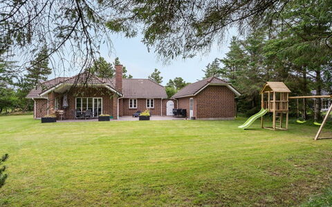Hjalmsvider - 1Km from the Sea: House, Home, Roof, Residential Area, Cottage, Estate, Farmhouse, Lawn, Landscaping, Siding