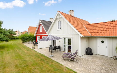 Bratko - 800M from the Sea: Cottage, Shed, Hut, Farmhouse, Prairie, Shack, Barn, Log Cabin, Garden Buildings