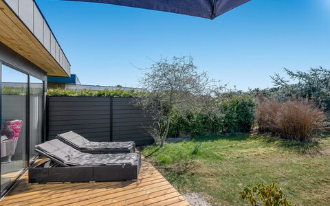 Clemence - 900M from the Sea: Cottage, Shed, Hut, Farmhouse, Prairie, Shack, Barn, Log Cabin, Garden Buildings