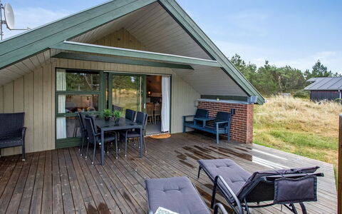 Görel - 1Km from the Sea: Grass, House, Roof, Home, Cottage, Shrub, Land Lot, Rural Area, Farmhouse, Groundcover