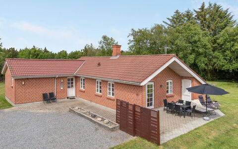 Kalotta - 3.2Km from the Sea