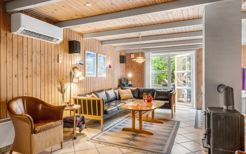 Urda - 1Km from the Sea: Furniture, Wood, Interior Design, Flooring, Ceiling, Floor, Couch, Room, Living Room, Home