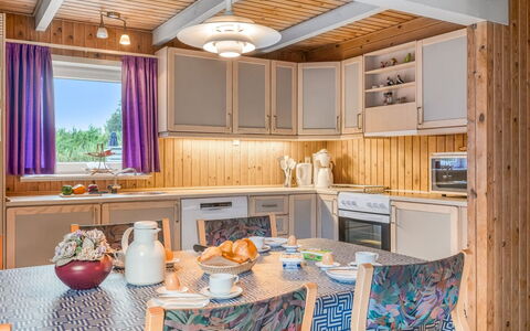 Urda - 1Km from the Sea: Interior Design, Wood, Ceiling, Furniture, Flooring, Lighting, Kitchen, Light Fixture, Home, Floor
