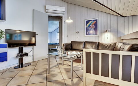 Guththorm - 600M from the Sea: Interior Design, Furniture, Flooring, Ceiling, Floor, Couch, Room, Lighting, Living Room, Apartment