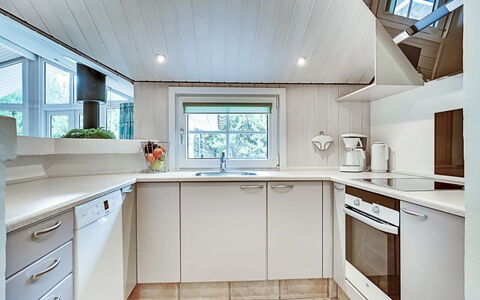 Guththorm - 600M from the Sea: Interior Design, Flooring, Ceiling, Kitchen, Wood, Countertop, Floor, Cabinetry, Plumbing Fixture, Light Fixture