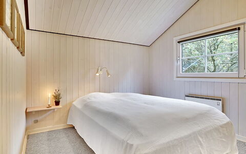 Guththorm - 600M from the Sea: Wood, Ceiling, Flooring, Floor, Interior Design, Bedroom, Home, Room, Bed, Light Fixture