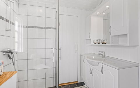 Dortea - 600M from the Sea: Flooring, Plumbing Fixture, Floor, Sink, Bathroom Sink, Interior Design, Bathroom Cabinet, Bathroom, Tap, Plumbing