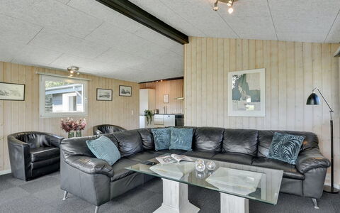 Jess - from the Sea: Ceiling, Wood, Furniture, Interior Design, Flooring, Floor, Couch, Home, Room, Living Room