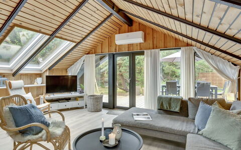 Sidse - 400M from the Sea: Grass, House, Roof, Home, Cottage, Shrub, Land Lot, Rural Area, Farmhouse, Groundcover