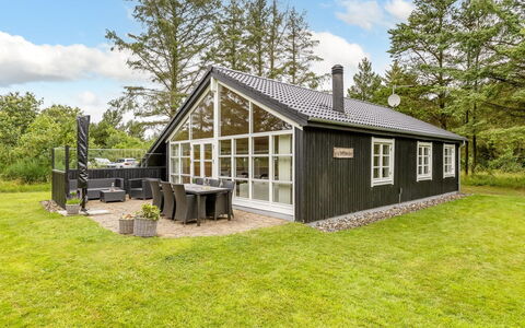 Ørwendil - 2Km from the Sea: Cottage, Shed, Hut, Farmhouse, Prairie, Shack, Barn, Log Cabin, Garden Buildings
