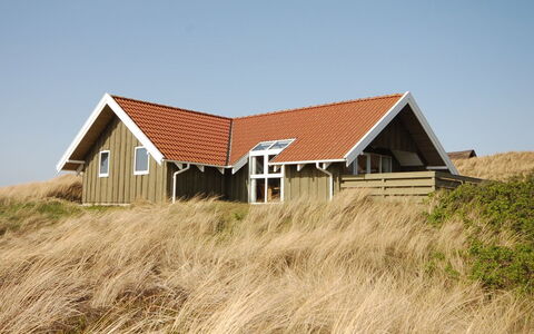 Sightrygg - from the Sea: House, Roof, Home, Cottage, Shed, Garden Buildings, Siding, Yard, Log Cabin, Hut