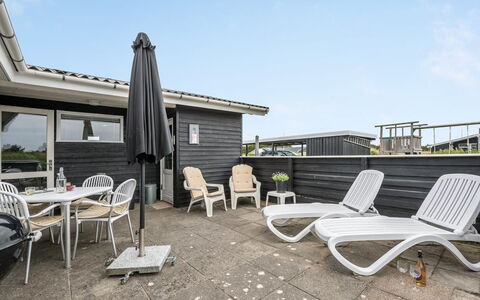 Marika - 500M from the Sea: Cottage, Shed, Hut, Farmhouse, Prairie, Shack, Barn, Log Cabin, Garden Buildings