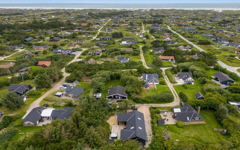 Edmond - 995M from the Sea: Landscape, Estate, Suburb, Landscaping, Bird'S-Eye View, Aerial Photography, Stock Photography