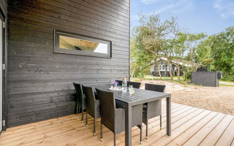 Edmond - 995M from the Sea: House, Roof, Home, Cottage, Shed, Garden Buildings, Siding, Yard, Log Cabin, Hut