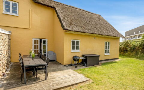 Urte - from the Sea: House, Roof, Home, Cottage, Shed, Garden Buildings, Siding, Yard, Log Cabin, Hut