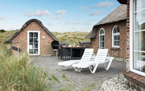 Aslaug - 500M from the Sea: Wood, Roof, Architecture, Home, House, Cottage, Siding, Hardwood, Slope, Estate