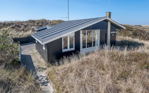 Vina - 200M to the Fjord: Cottage, Shed, Hut, Farmhouse, Prairie, Shack, Barn, Log Cabin, Garden Buildings