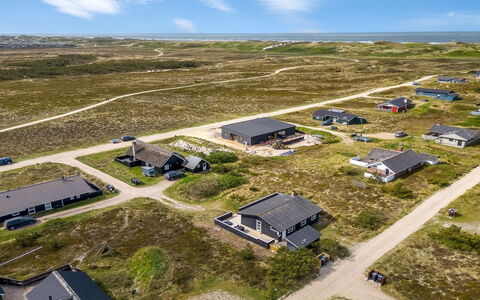 Arbnora - 400M from the Sea: Wood, House, Cottage, Home, Roof, Rural Area, Siding, Log Cabin, Garden Buildings, Hardwood