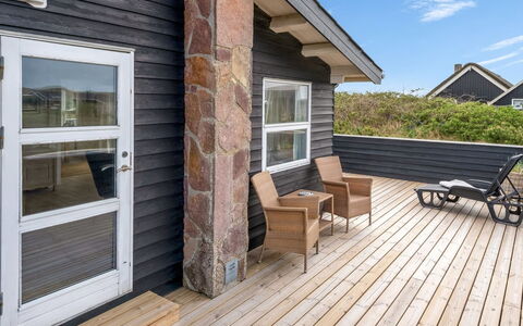 Arbnora - 400M from the Sea: Wood, House, Cottage, Home, Roof, Rural Area, Siding, Log Cabin, Garden Buildings, Hardwood
